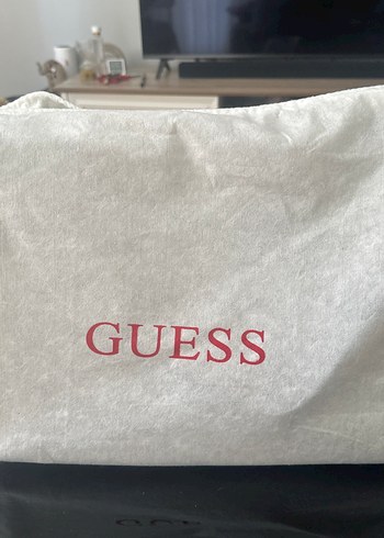 Guess Beyaz Gri Desenli canta