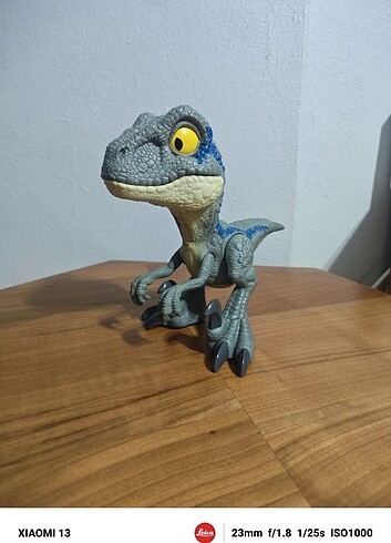 Beden Renk Jurassic World Uncaged Blue