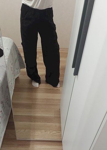 Siyah kargo pantolon - Görsel 2