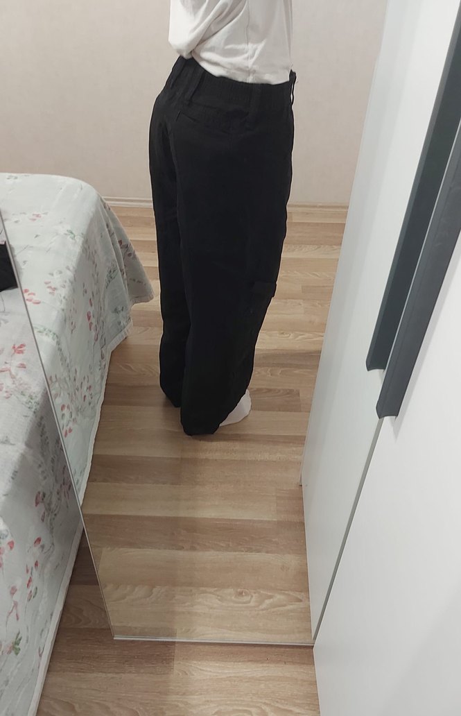 Siyah kargo pantolon - Görsel 5