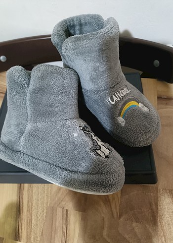 çocuk için Gri Nakışlı Sıcak Ev Terliği - Görsel 2