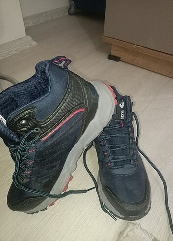 Erkek bot - Görsel 2