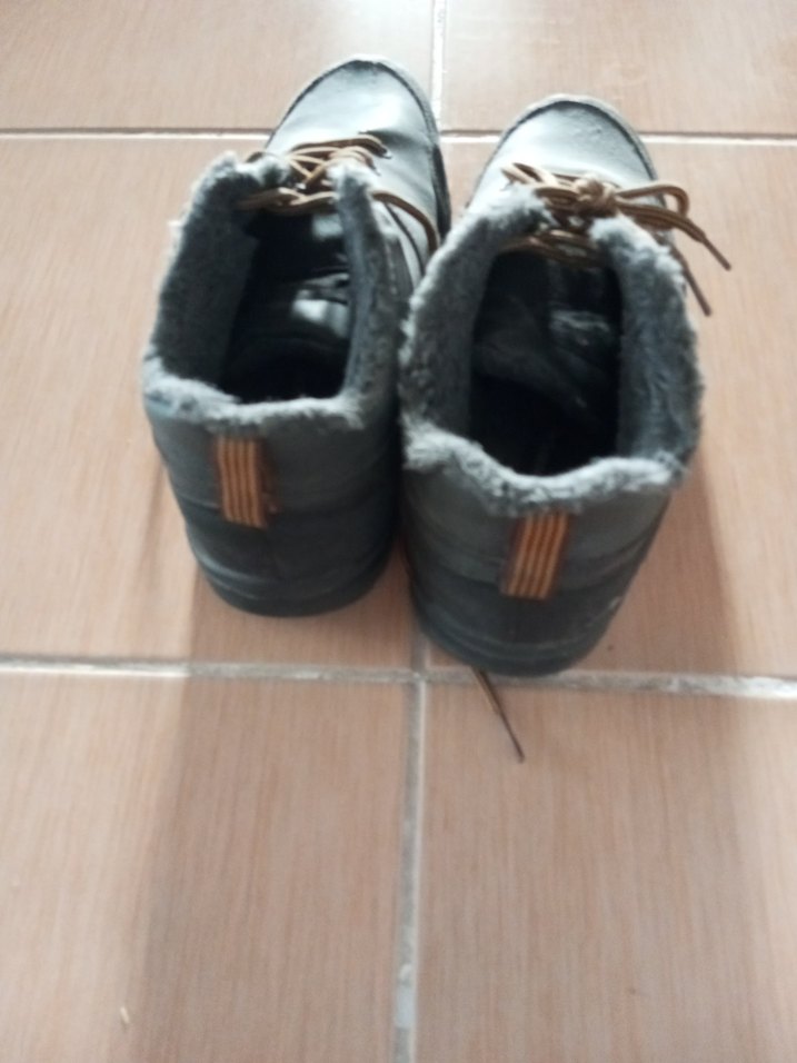 Gri Bağcıklı Erkek Botları - Görsel 3