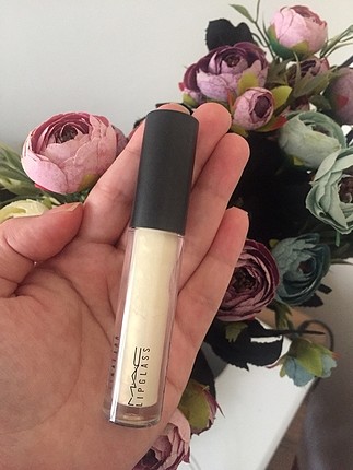 Mac gal friday lipglass