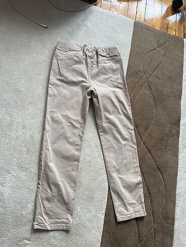 LC Waikiki LCW bej rengi okul pantolonu , beli ipli. 8-9 yaş