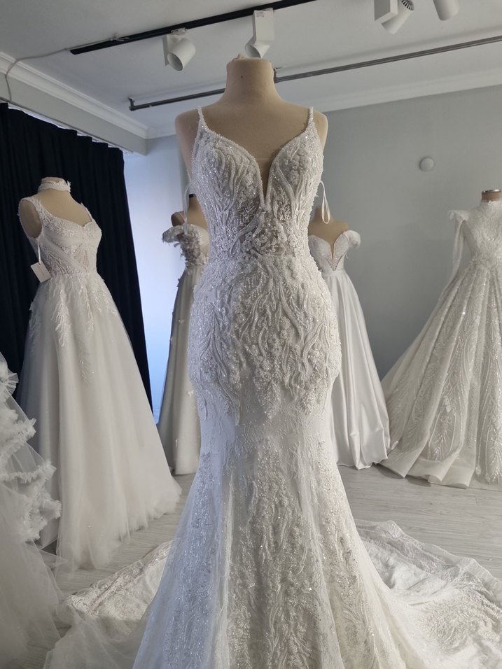 V Yaka Modern balık gelinlik - Görsel 2