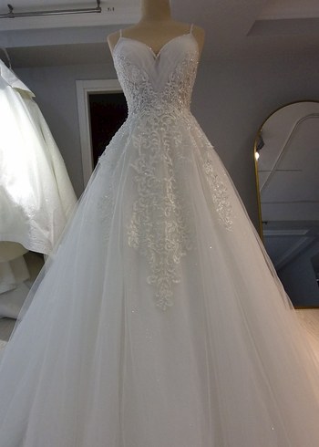 Modern helen
Gelinlik - Görsel 2