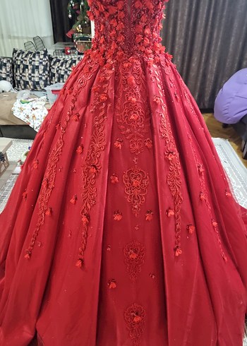 Kırmızı İşlemeli Boncuklu Straplez Nişan Elbisesi - Görsel 6