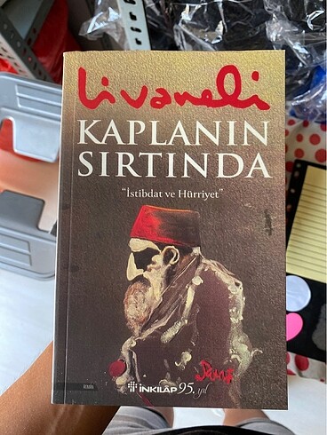 Livaneli Kaplanın Sırtında ve Beni Seç 2 Kitap