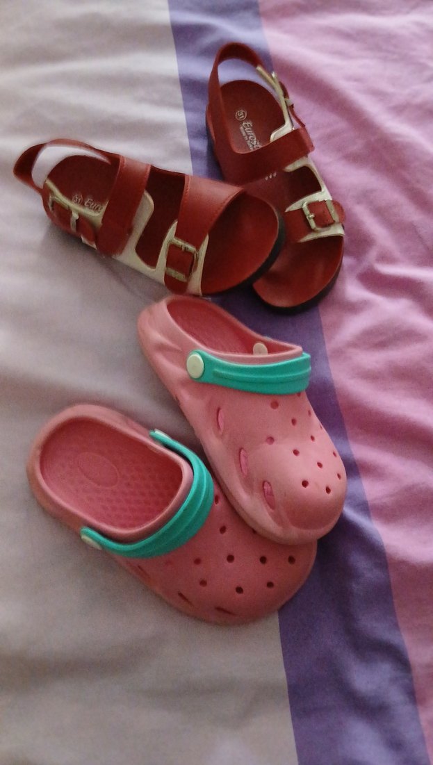 Renkli Kız Çocuk Terlik ve Tokalı Sandalet - Görsel 2