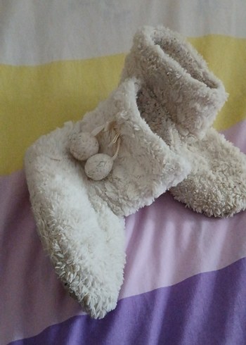 Kızlar İçin Beyaz Sıcak Örgü Ev Terliği - Görsel 4