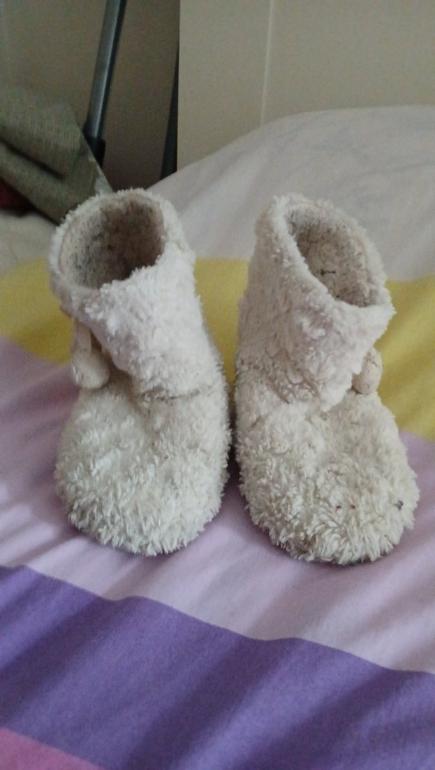 Kızlar İçin Beyaz Sıcak Örgü Ev Terliği - Görsel 3