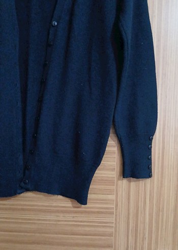 Düğmeli Siyah Midi Kadın Hırka - Görsel 3