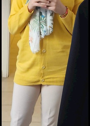 Sarı Düğmeli Kadın Midi Hırka - Görsel 4