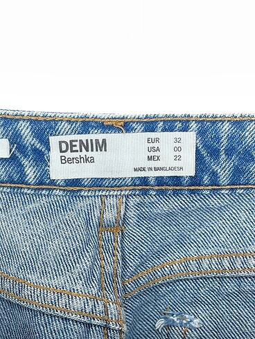 32 Beden çeşitli Renk Bershka Jean / Kot %70 İndirimli.