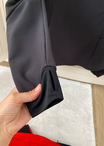 s Beden Siyah Fermuarlı Kadın Spor Ceket