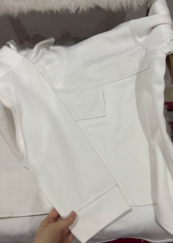 LC Waikiki Minimal Beyaz Uzun Kollu Bluz