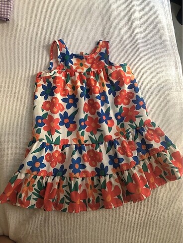 Zara kız çocuk çiçekli elbise