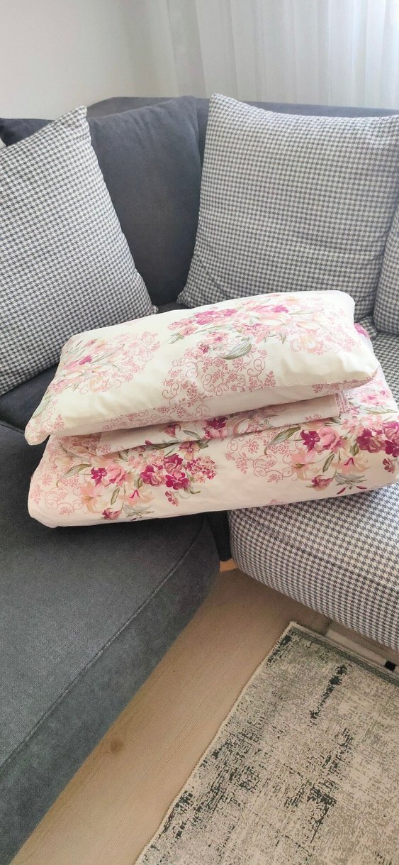 Pembe Çiçek Desenli Nevresim Takımı - Görsel 2