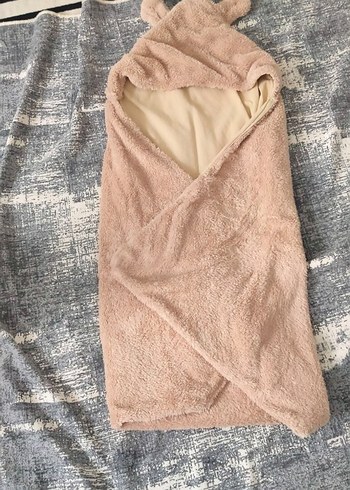 Kapüşonlu Bej kundak Bebek Battaniyesi - Görsel 4