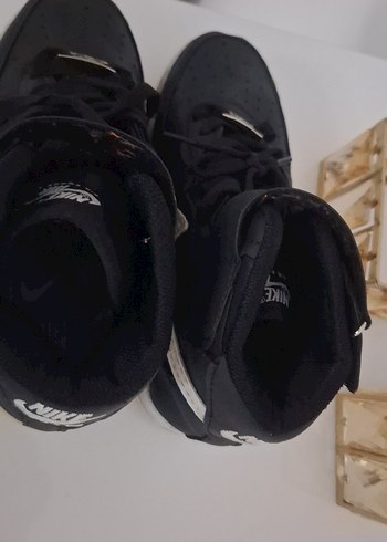 37 Beden Siyah Tokalı Erkek Çocuk Spor Ayakkabısı