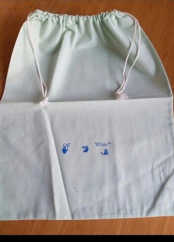 Off white dustbagi 