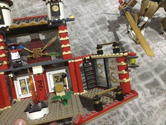  Beden Renk lego ninjago orjinal isik tapinagi