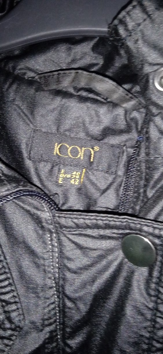 Düğmeli Siyah Uzun Kadın Yağmurluk - Görsel 3