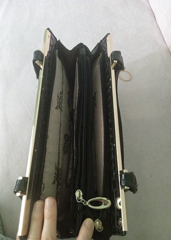 Klasik Siyah Deri Yılan Desenli Kadın Çanta - Görsel 3