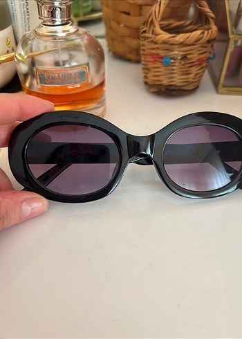 Beden Siyah Minimalist Kadın Güneş Gözlüğü