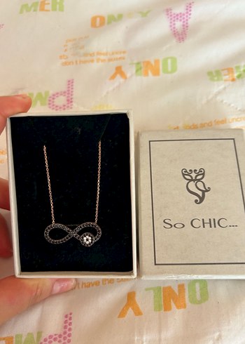 So Chic Altın Renk Zincir Detaylı Kısa Kadın Kolye