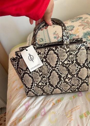 Stradivarius Zincir Detaylı Yılan Desenli Deri Kadın Çanta orjınal urun