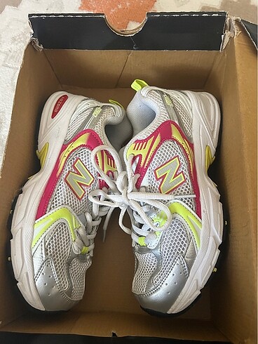 New Balance orjinal urum