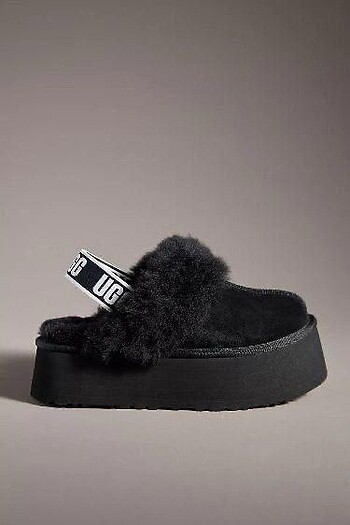 UGG Model : Terlik Sezon : Sonbahar/Kis Materyal : Süet Taban Bi