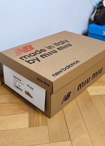 New Balance Miu miu