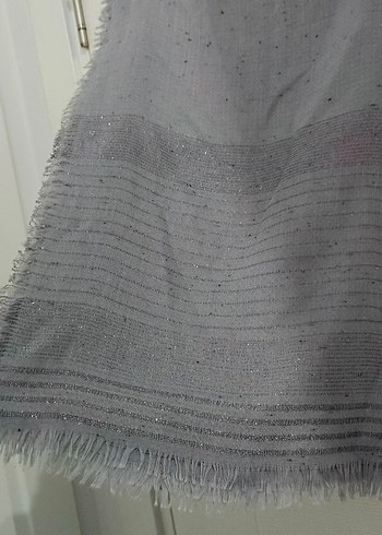 Gri Pileli Kadın Şal - Görsel 3