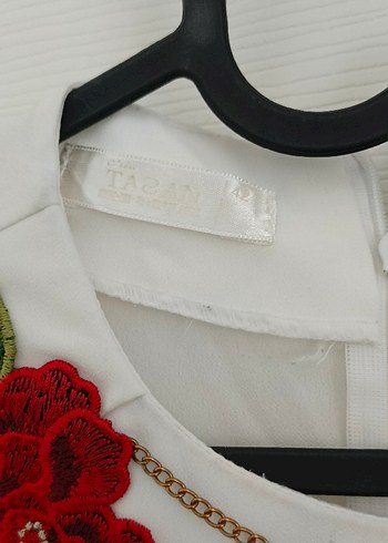 Nakışlı Beyaz Kadın Bluz - Görsel 3