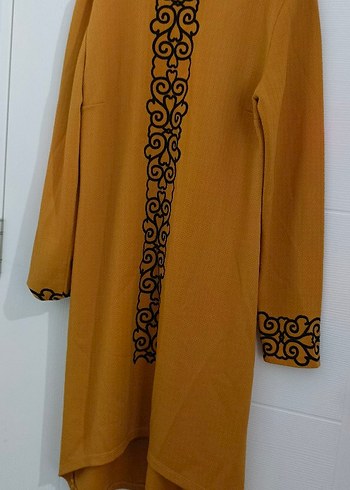 Uzun Kollu Sarı Nakışlı Bohem Tunik - Görsel 2