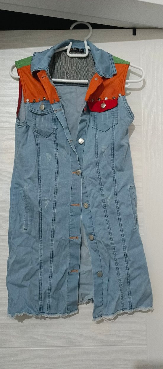 Düğmeli Kolsuz Denim Midi Ceket - Görsel 3