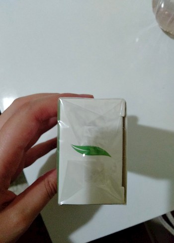 Diğer Sinoz SPF 50 Geniş Spektrumlu Leke Karşıtı Güneş Kremi