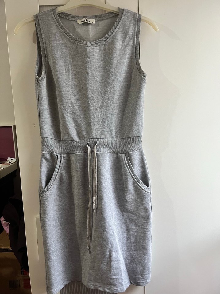 Gri Kolsuz Midi Keten Elbise - Görsel 2