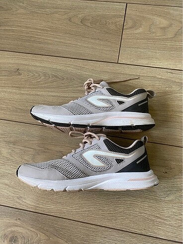 Decathlon Decathlon spor ayakkabı 40