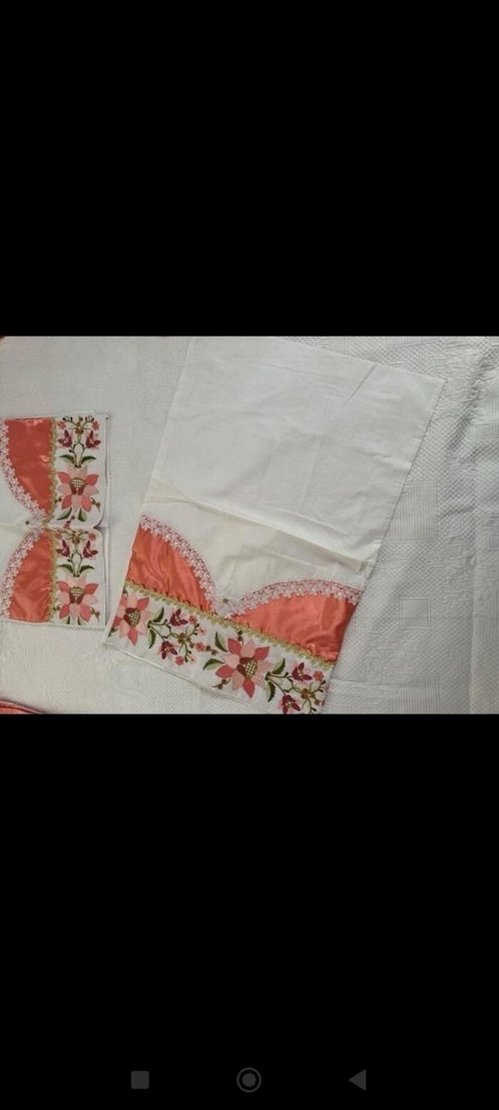 İşlemeli Beyaz Parlak Yatak Örtüsü - Görsel 2