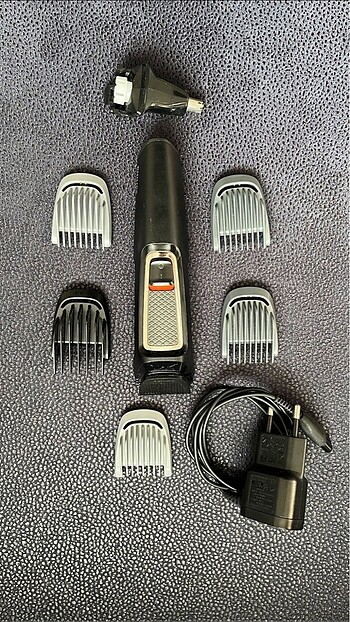 PHİLİPS MG 3720