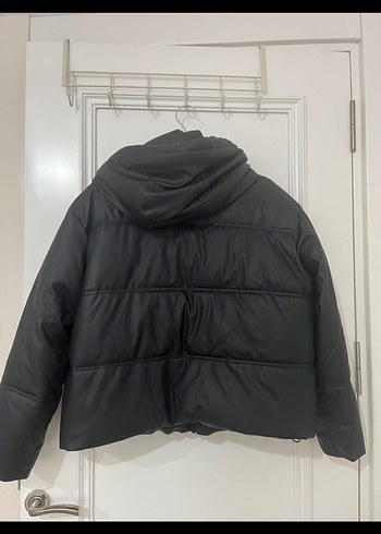 m Beden siyah Renk Zara şişme mont
