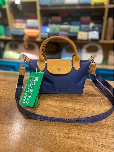 Benetton çapraz çanta