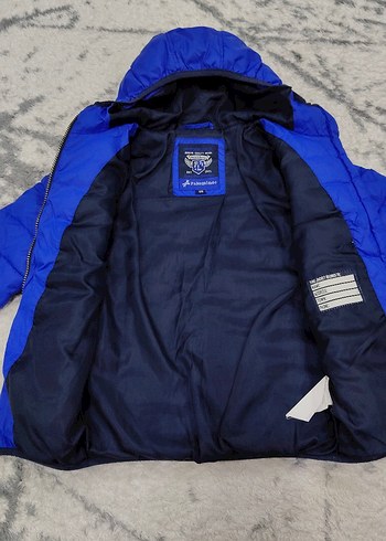 Erkek Çocuk Mavi Kapüşonlu Mont - Görsel 6