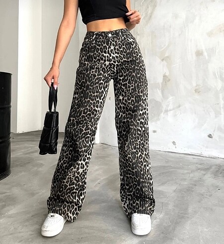 Trendyol & Milla Leopar Pantolon