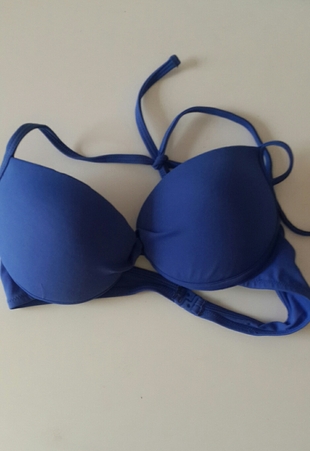 Bikini üstü 