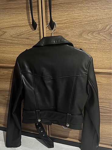 s Beden siyah Renk Bershka deri biker ceket